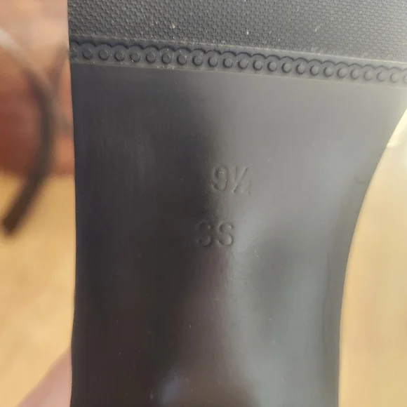 New David Tate shoes closed toe sandals  Color cream. Size 9.5 SS. NARROW. - Picture 4 of 6